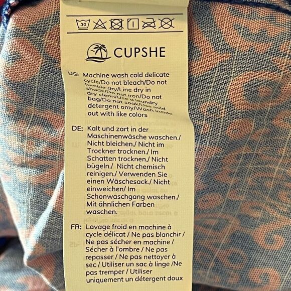 Cupshe Boho Smocked Bodice Maxi Tube Dress Red & Blue Print Sz S MMO Rayon & Vis - Picture 7 of 7